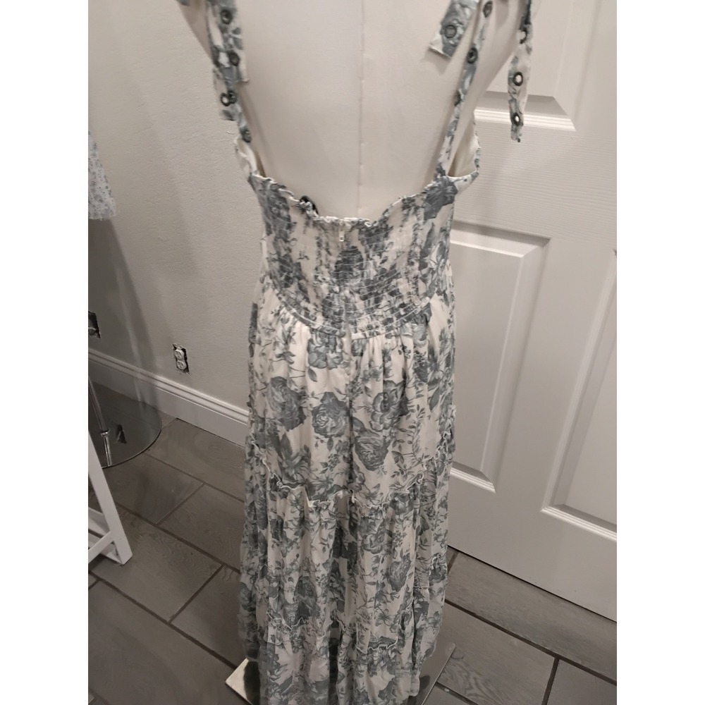 Trixxi White Maxi Dress with Sage Floral Print - Picture 8 of 8